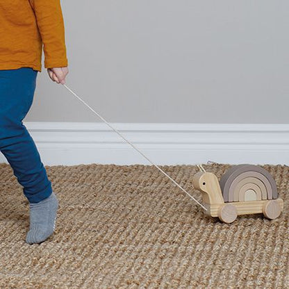 Jabadabado Holz Steckspiel & Nachziehtier Schnecke mit Bausteinen 18m+