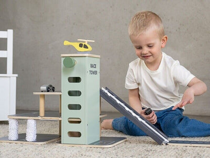 Jabadabado Spielzeug Autogarage Parkgarage Holz 2J+